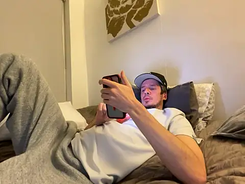 shyandchilling online show from November 27, 9:07 pm