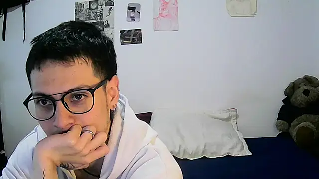 Dioniso guy8 online show from September 28, 5:33 pm