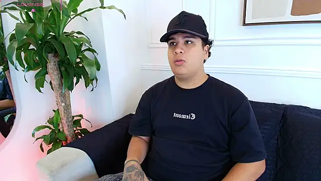 Naim Bennetsex online show from October 1, 6:01 pm