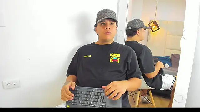 Naim Bennetsex online show from September 10, 7:45 pm