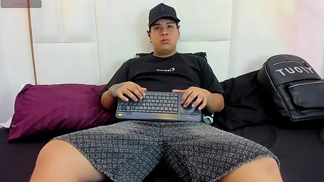 Naim Bennetsex online show from September 16, 5:25 pm