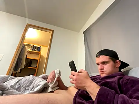 cumitted online show from November 24, 3:02 pm