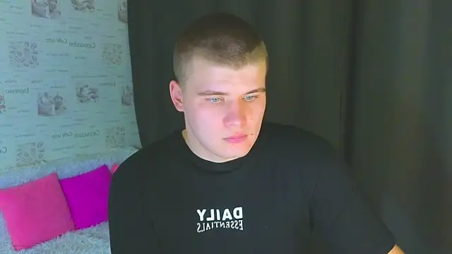 Snapshot of kittenmurr chatting on September 27, 11:46 pm kittenmurr online show from September 27, 11:46 pm