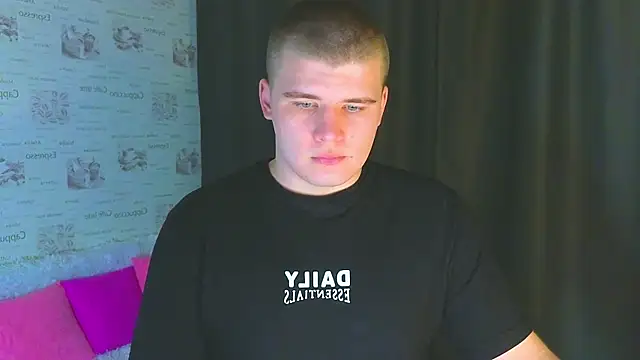 Snapshot of kittenmurr chatting on September 23, 11:04 pm kittenmurr online show from September 23, 11:04 pm