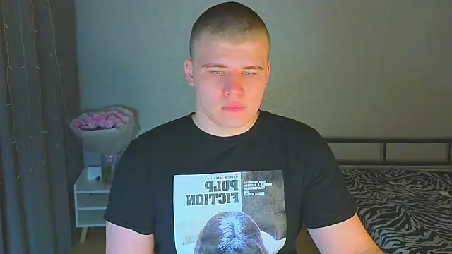 Snapshot of kittenmurr chatting on October 27, 8:11 pm kittenmurr online show from October 27, 8:11 pm