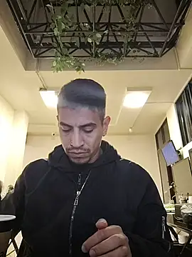 Juann-cock online show from May 4, 3:08 am