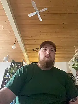 Snapshot of JohnDrippingCum chatting on October 28, 10:40 am JohnDrippingCum online show from October 28, 10:40 am