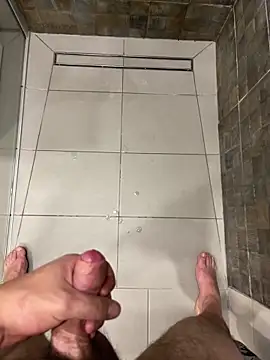 MrZli online show from November 16, 4:42 pm