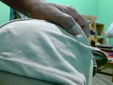 Snapshot of pau888kkkk chatting on September 18, 2:46 am pau888kkkk online show from September 18, 2:46 am