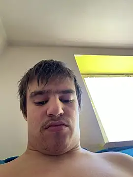 pussyhunter323557 online show from April 29, 1:38 pm