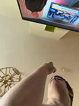 pussyhunter323557 online show from April 28, 7:46 am