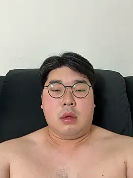 gayfucuxuc online show from December 18, 12:56 pm