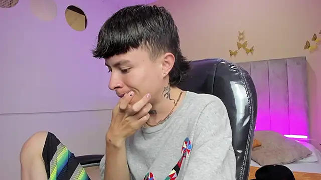 Nascary Fox online show from February 11, 7:41 pm