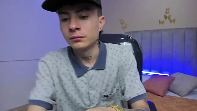 Nascary Fox online show from February 4, 7:53 pm