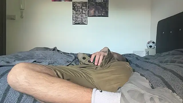 Oliver harrison online show from May 10, 4:52 pm