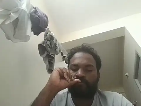 Snapshot of king_godgm chatting on October 25, 2:52 pm king godgm online show from October 25, 2:52 pm