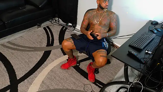 SLANGONDEMHOES online show from November 7, 8:23 pm