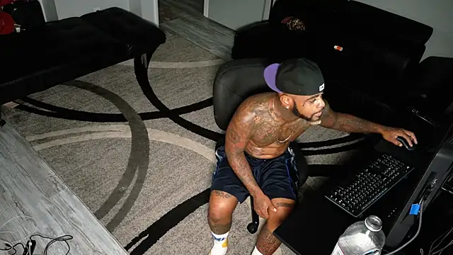 SLANGONDEMHOES online show from September 29, 10:38 pm