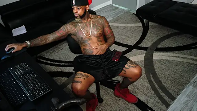 SLANGONDEMHOES online show from October 5, 5:39 pm