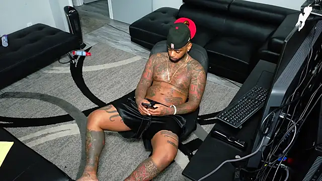 SLANGONDEMHOES online show from January 12, 10:58 pm