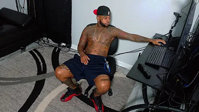 SLANGONDEMHOES online show from November 14, 7:15 pm