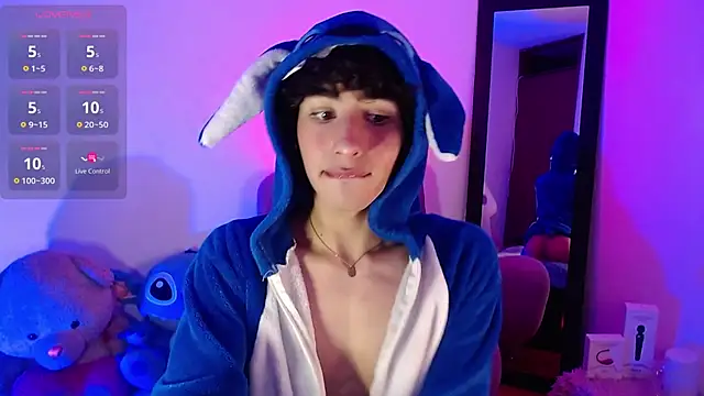 saanti foxs online show from September 26, 1:47 am