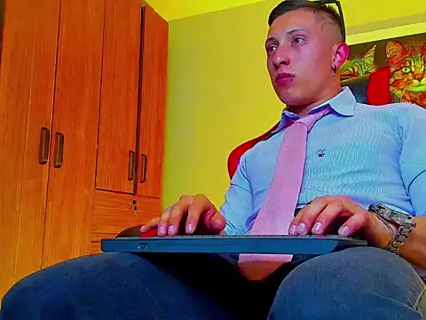 Snapshot of Masster_ares_ chatting on September 20, 11:49 pm Masster ares  online show from September 20, 11:49 pm