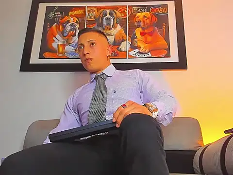 Snapshot of Masster_ares_ chatting on September 30, 3:23 am Masster ares  online show from September 30, 3:23 am