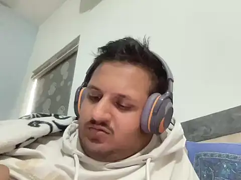 chiikuloveu online show from February 14, 5:57 am