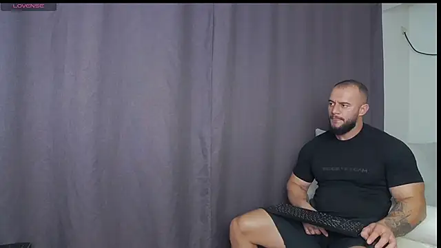 Snapshot of RickyMiami1 chatting on September 20, 8:53 pm RickyMiami1 online show from September 20, 8:53 pm