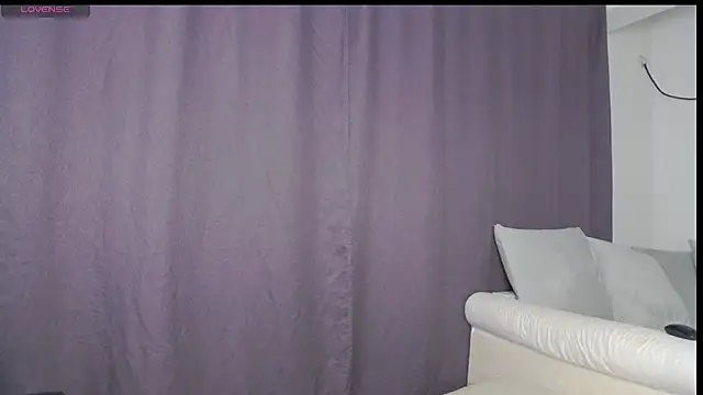 Snapshot of RickyMiami1 chatting on October 10, 9:07 pm RickyMiami1 online show from October 10, 9:07 pm