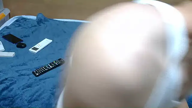 erosuke9 online show from February 4, 7:14 am