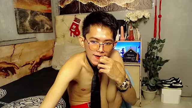 Skinny CumLoader69 online show from September 14, 6:10 pm