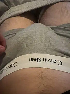 whagseu12 online show from December 16, 9:38 am