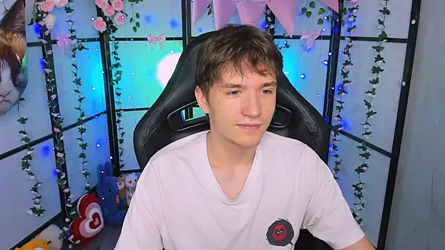 Ethan Rivers online show from September 13, 6:03 am