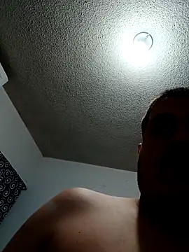 Jovenlechoso2044 online show from October 30, 1:41 am