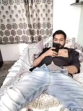 avi007p online show from January 13, 10:14 pm