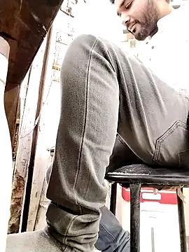 avi007p online show from February 16, 10:02 am