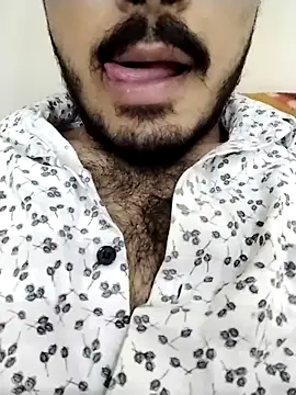 Hotyy subhu online show from September 30, 5:05 pm