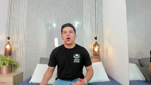 Dominic Taylor  online show from October 22, 3:21 am