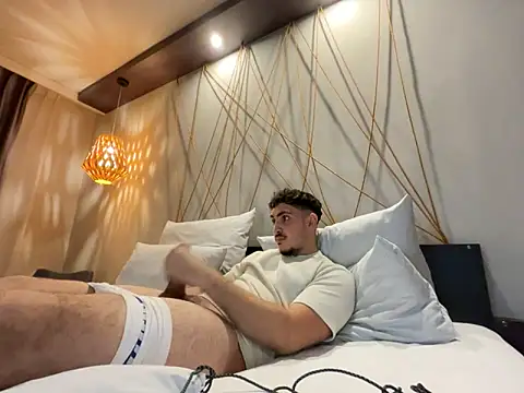 amo660 online show from December 16, 4:14 pm