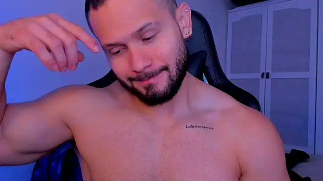 andrewcorey1 online show from October 6, 5:23 am