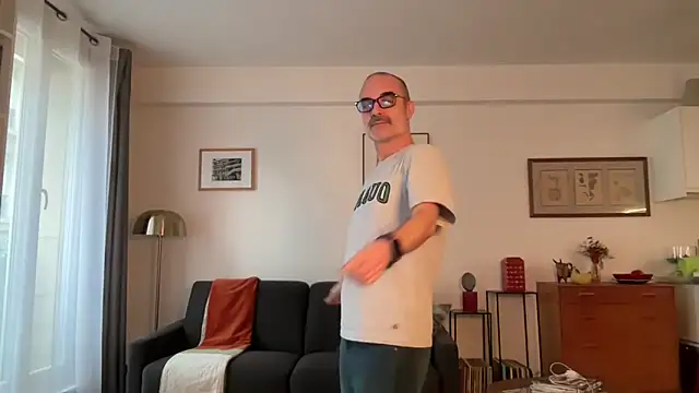 Milkywaymen online show from February 1, 12:26 pm