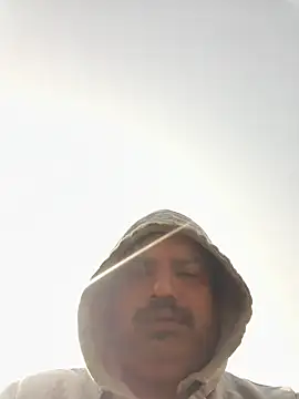 vardh033 online show from January 10, 5:45 am