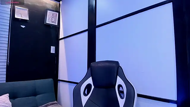 LiamDeep online show from October 7, 5:17 pm