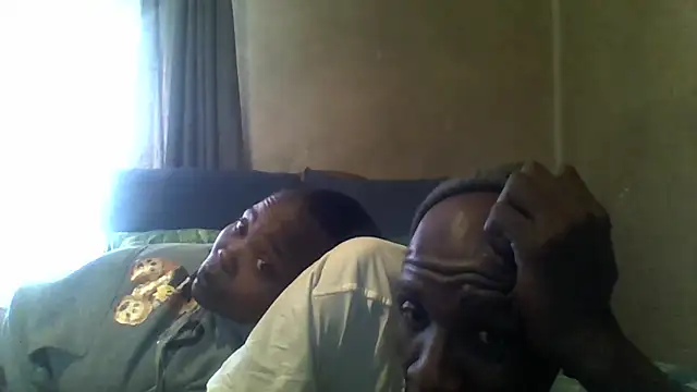 longdickson12345 online show from May 16, 10:58 am