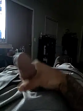 Wolfyking95 online show from September 17, 5:52 am