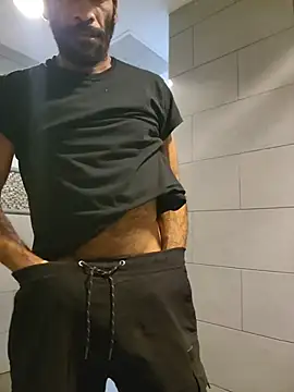 GuyInNY online show from November 19, 2:44 am