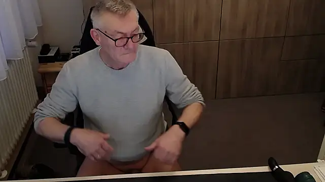 randyandy67 online show from February 4, 7:03 am