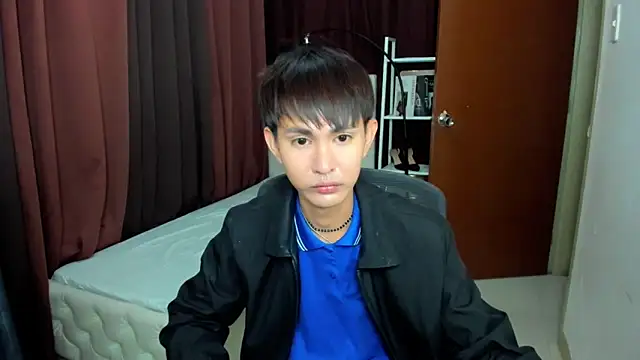 xxxhugecocktwinkxxx online show from October 13, 7:42 pm